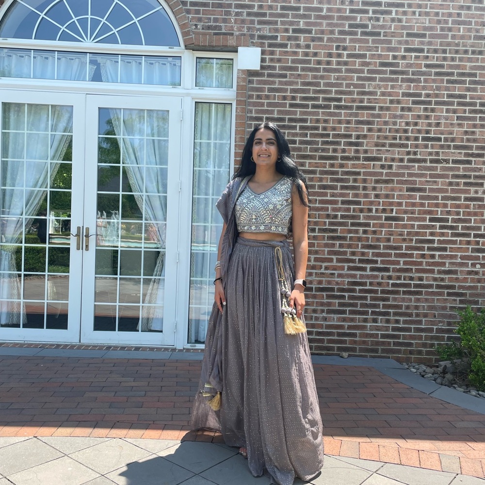 Grey Custom Made Sequin Lehenga, Size Small In Ne… - image 3